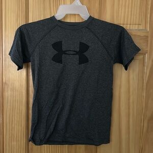 Youth Medium under armour dri-fit t-shirt